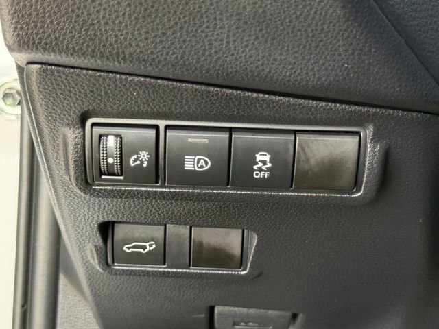 Used 2026 Toyota Corolla Cross XLE w/ Convenience Package image 25