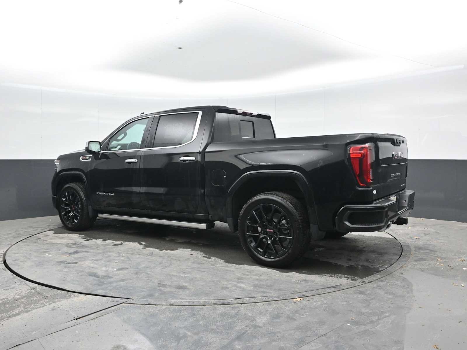 New 2024 GMC Sierra 1500 Denali w/ Technology Package AWD/4WD video 2