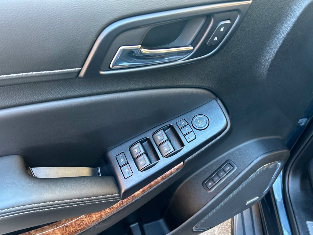Used 2019 Chevrolet Tahoe Premier w/ RST 6.2L Performance Edition AWD/4WD image 13