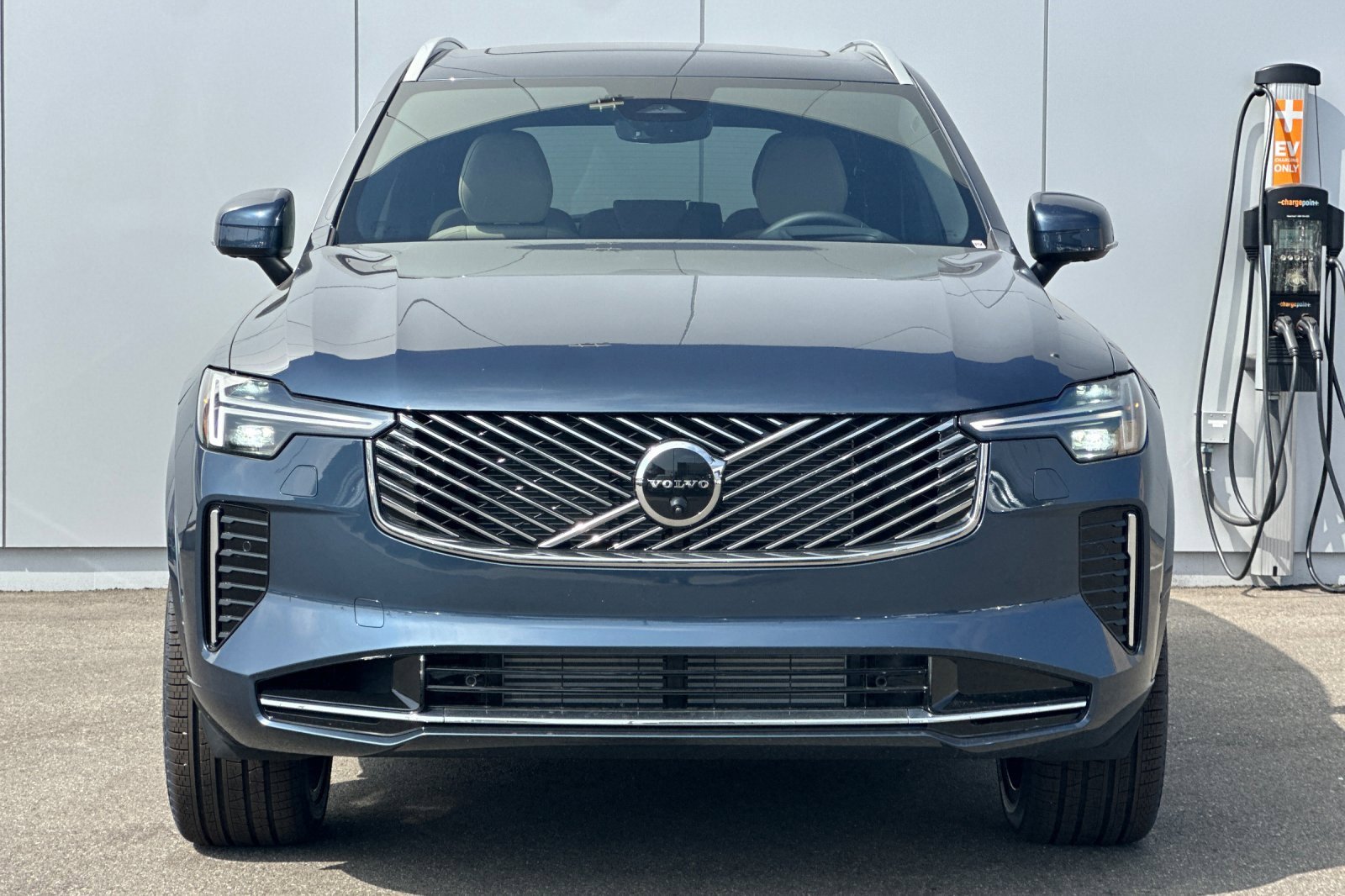 New 2026 Volvo XC90 T8 Ultra image 8