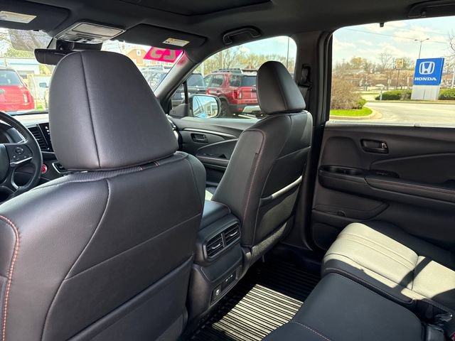 Certified 2025 Honda Passport TrailSport image 22