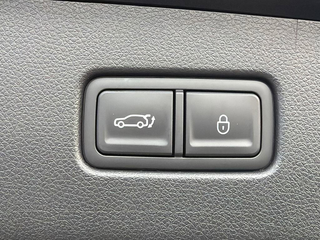 New 2026 Genesis GV70 2.5T image 19