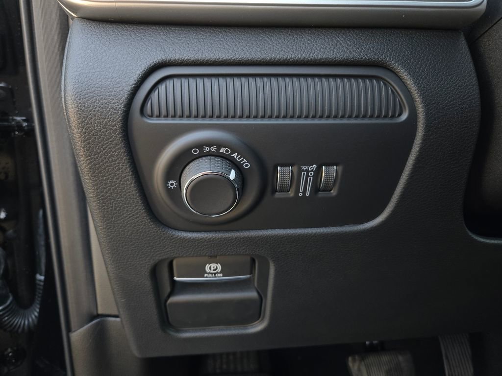 New 2026 Jeep Grand Wagoneer 4WD w/ Quick Order Packge 29V Upland image 12