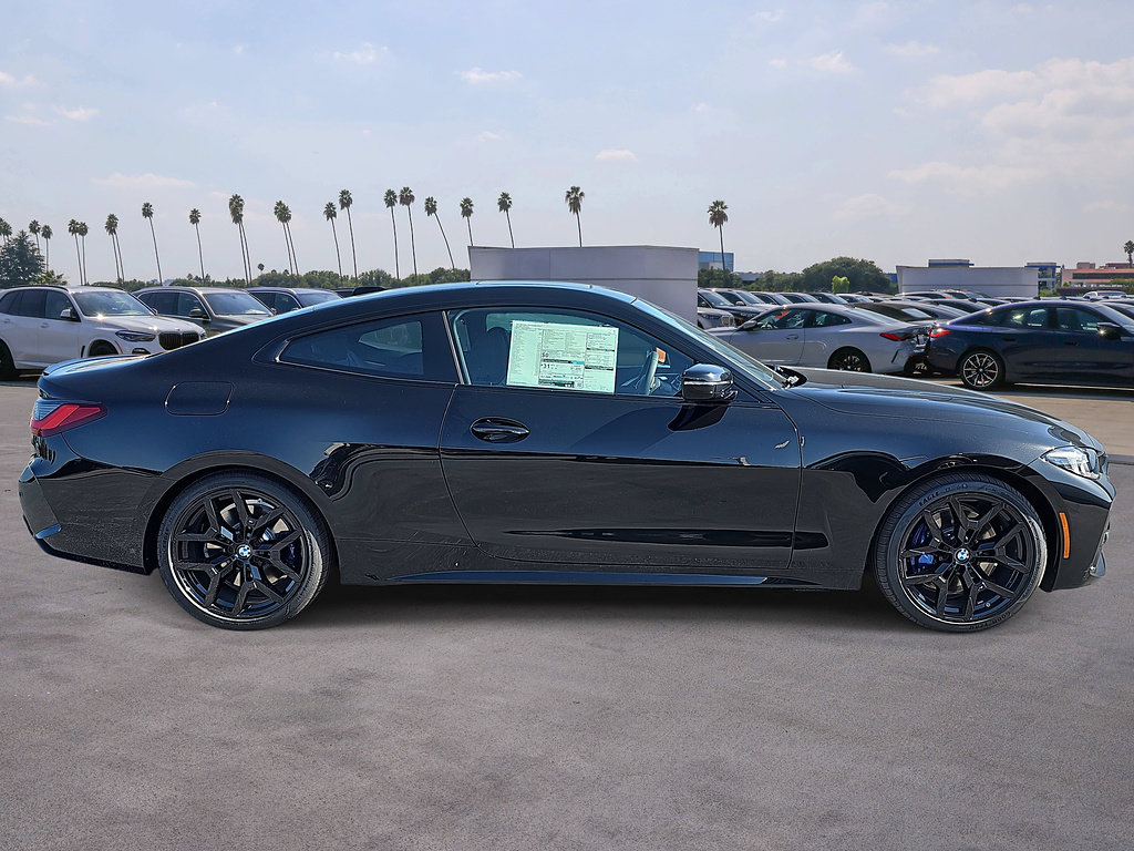New 2026 BMW 430i Coupe w/ M Sport Package RWD image 4