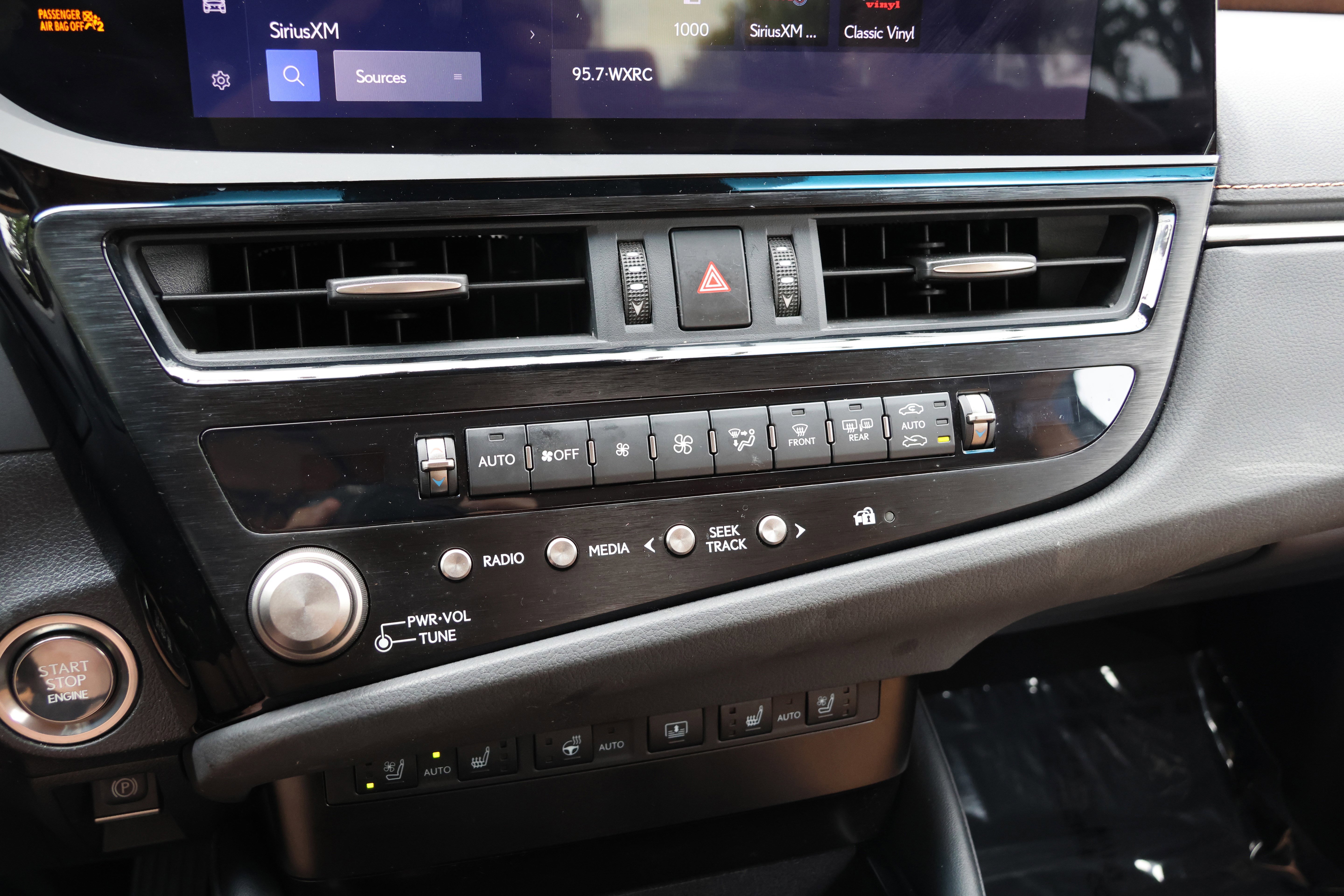 Used 2024 Lexus ES 350 w/ Technology Package FWD image 21