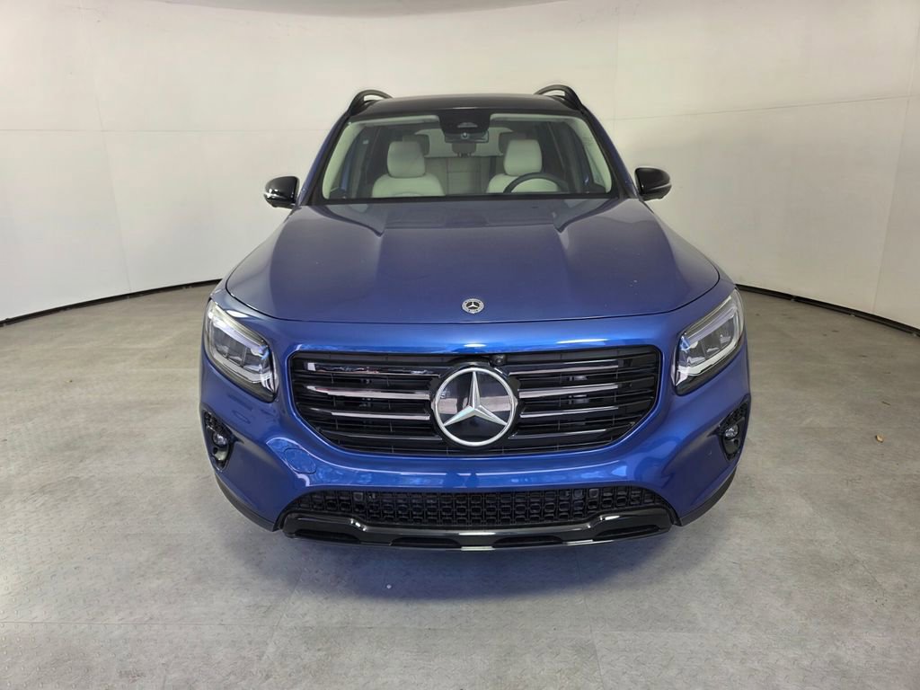 New 2026 Mercedes-Benz GLB 250 image 2