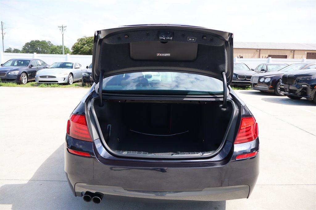 Used 2013 BMW 528i xDrive Sedan AWD/4WD image 29