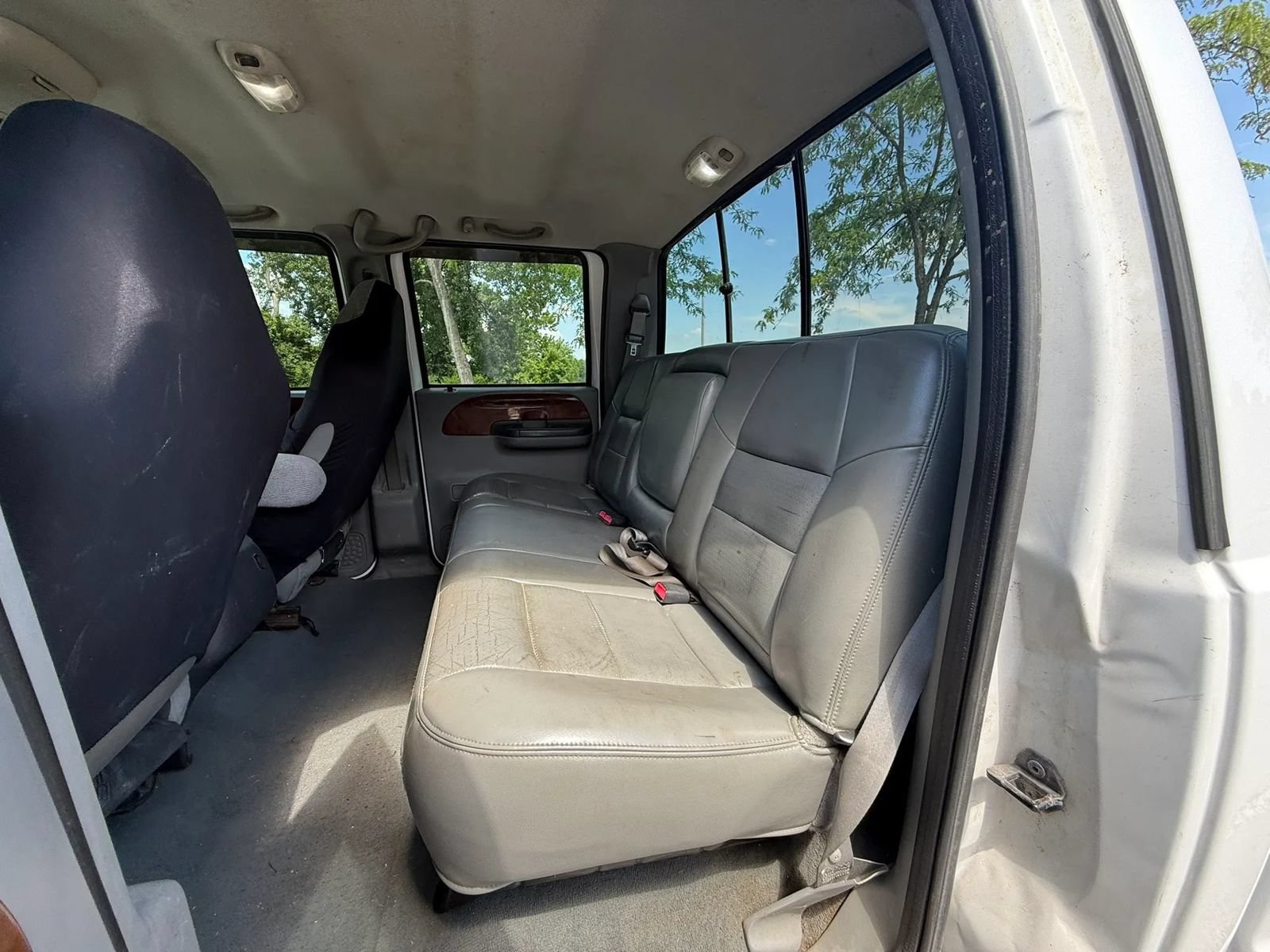 Used 2003 Ford F250 Lariat AWD/4WD image 12
