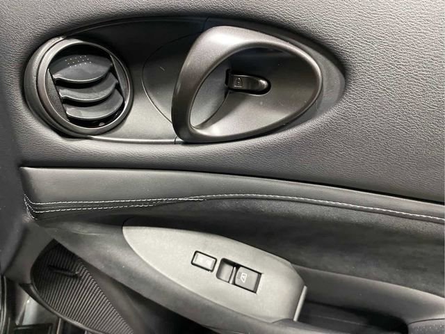 Certified 2024 Nissan Z Performance w/ Floor Mat Package image 24