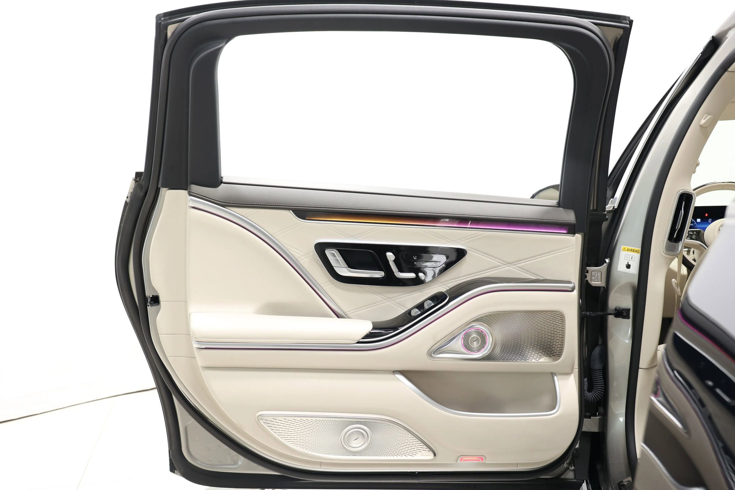 Used 2024 Mercedes-Benz Maybach S 580 4MATIC image 57