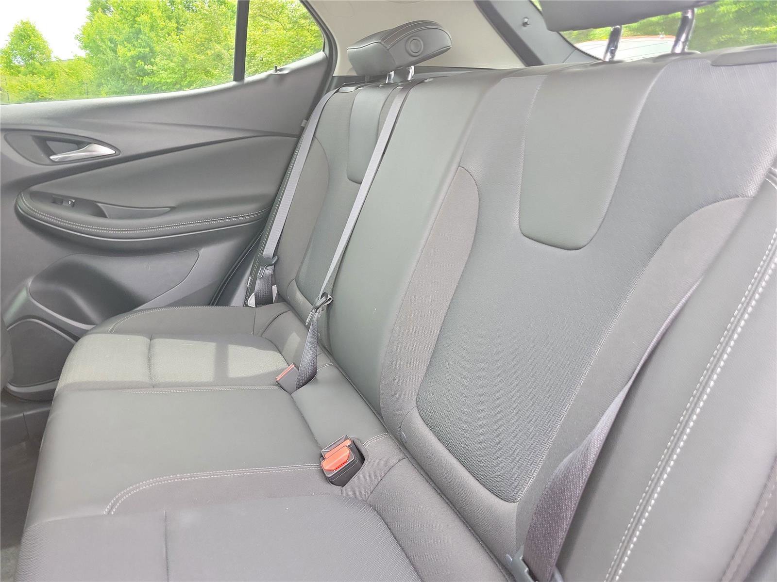 Used 2025 Buick Encore GX Preferred AWD/4WD image 12
