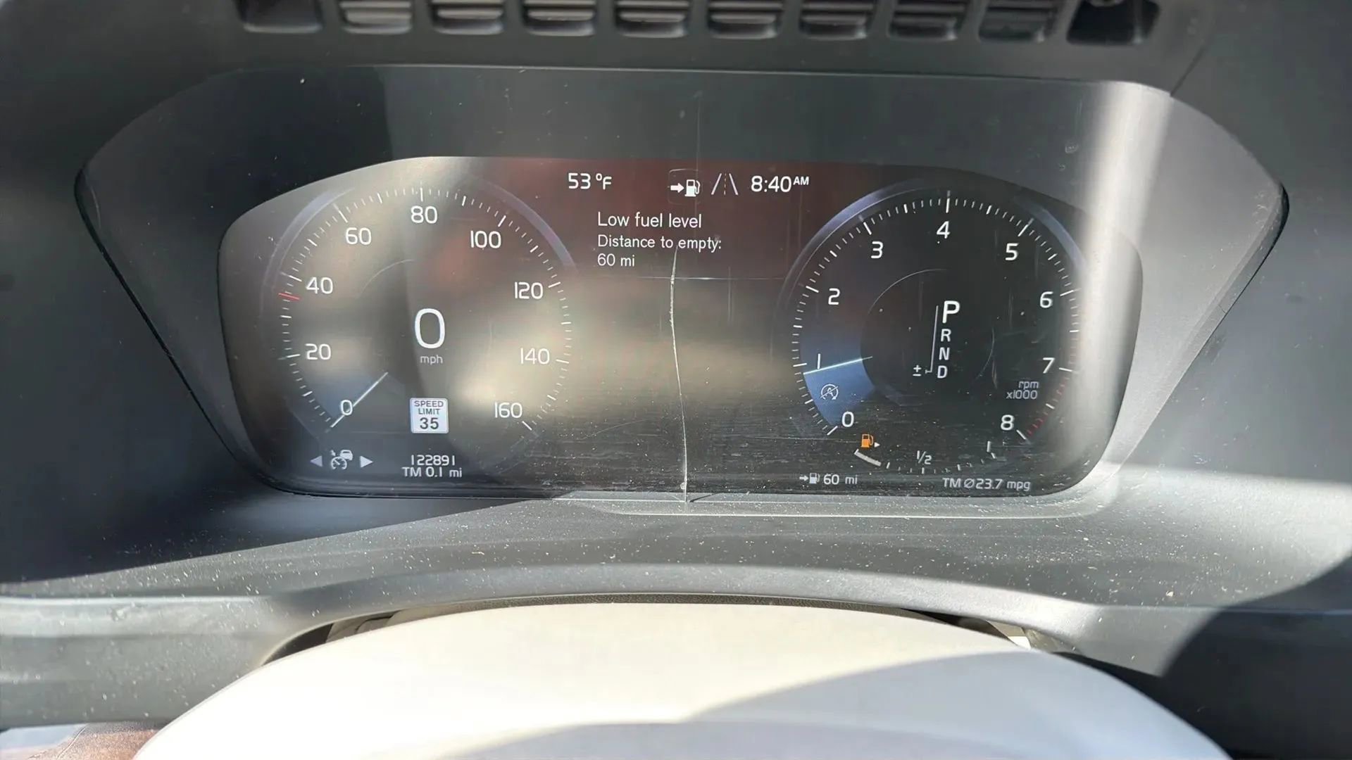 Used 2016 Volvo XC90 T6 Momentum w/ Momentum Plus Package AWD/4WD image 16