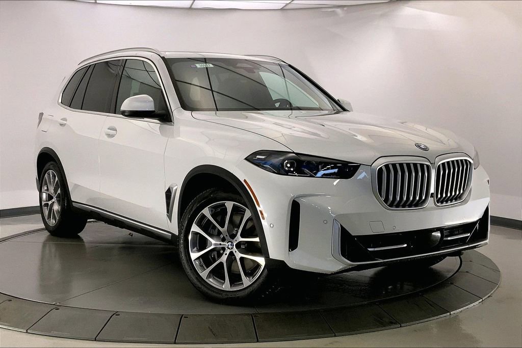 New 2026 BMW X5 xDrive50e w/ Climate Comfort Package image 11