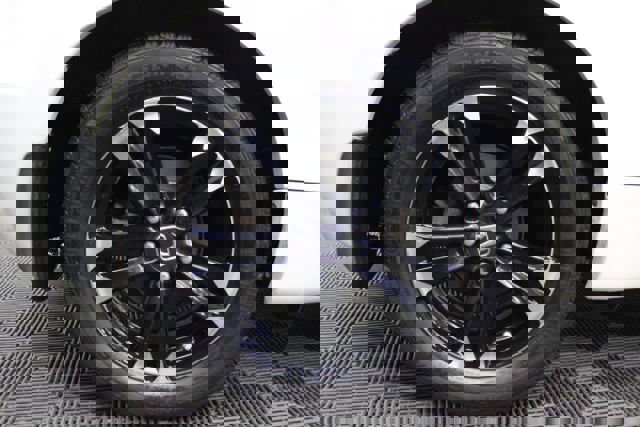 Used 2014 Honda CR-Z EX image 6