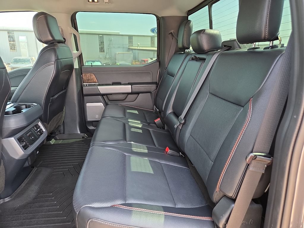 Used 2023 Ford F350 Lariat w/ Chrome Package AWD/4WD image 18