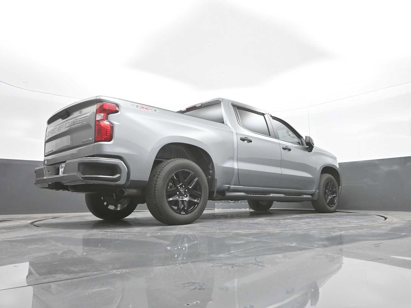 Used 2024 Chevrolet Silverado 1500 Custom AWD/4WD image 40