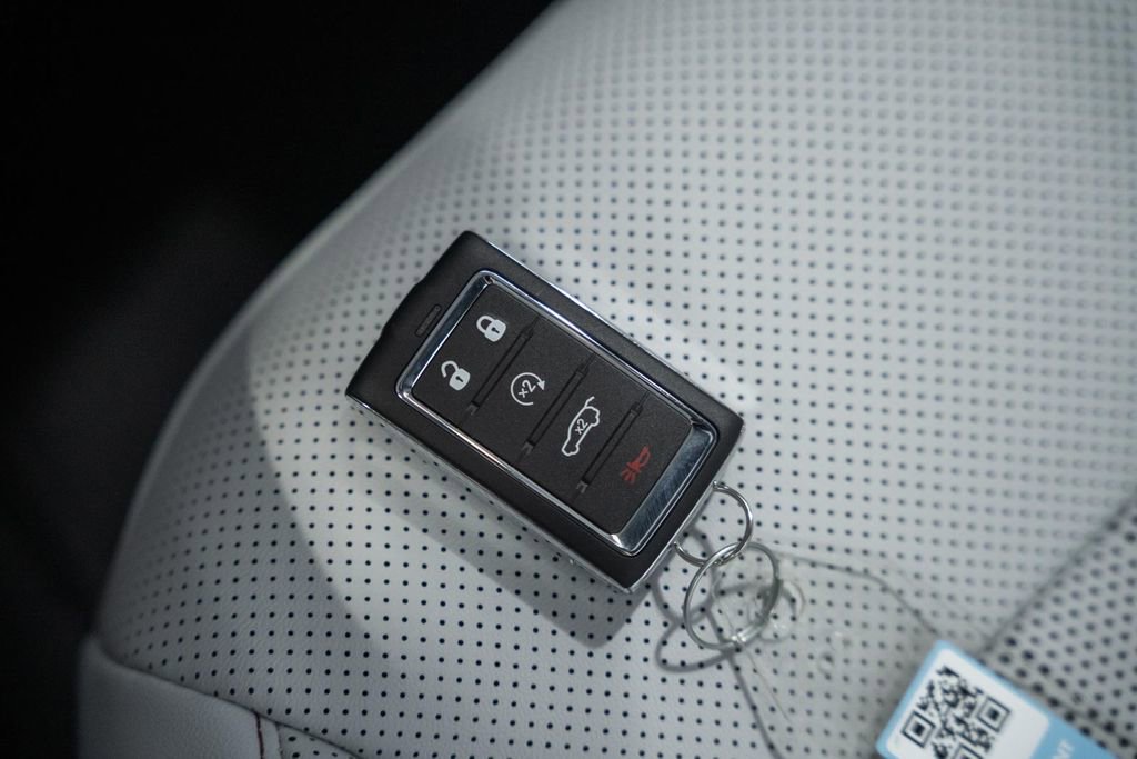 New 2026 Jeep Cherokee Overland image 49