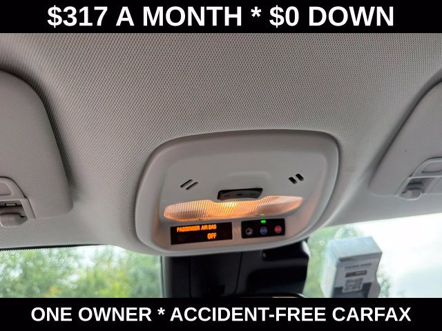 Used 2025 Chevrolet Trax LT FWD image 32