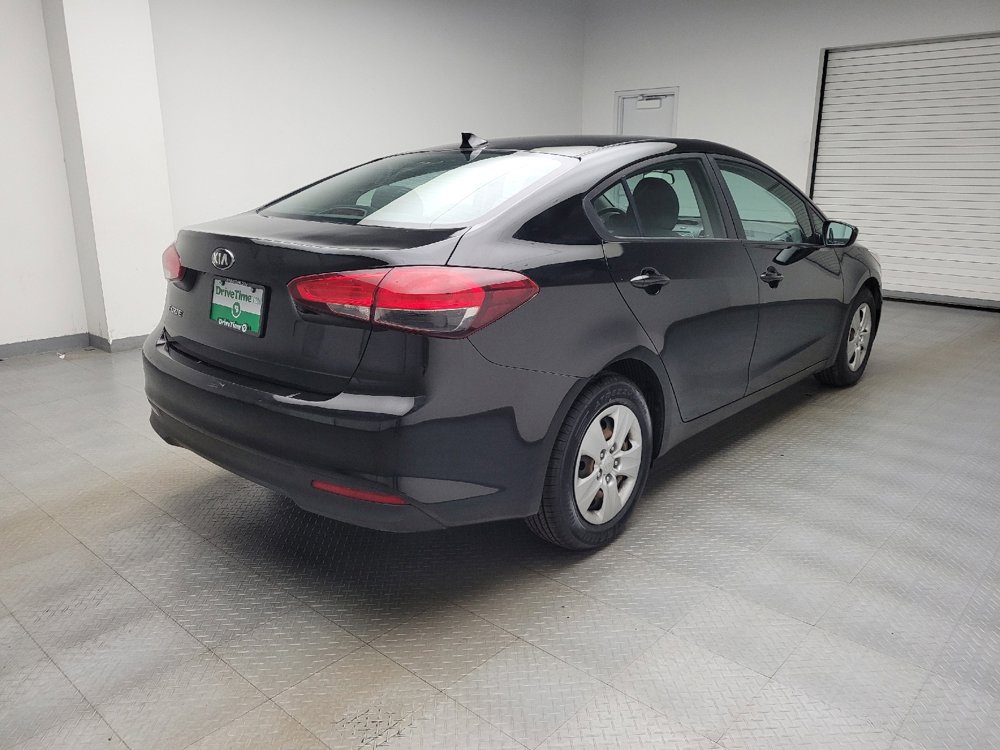 Used 2017 Kia Forte LX FWD image 9