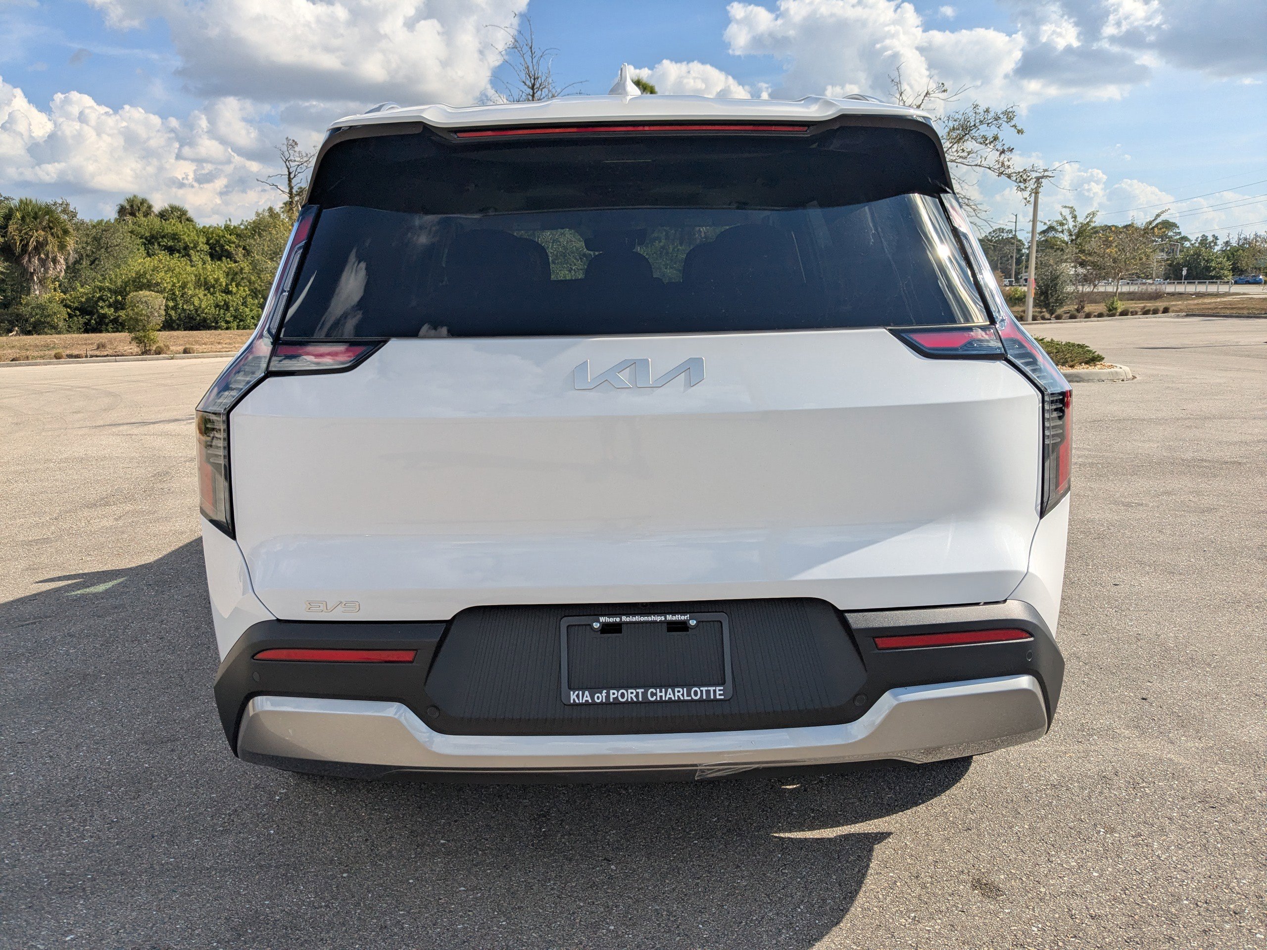 New 2026 Kia EV9 Wind image 6