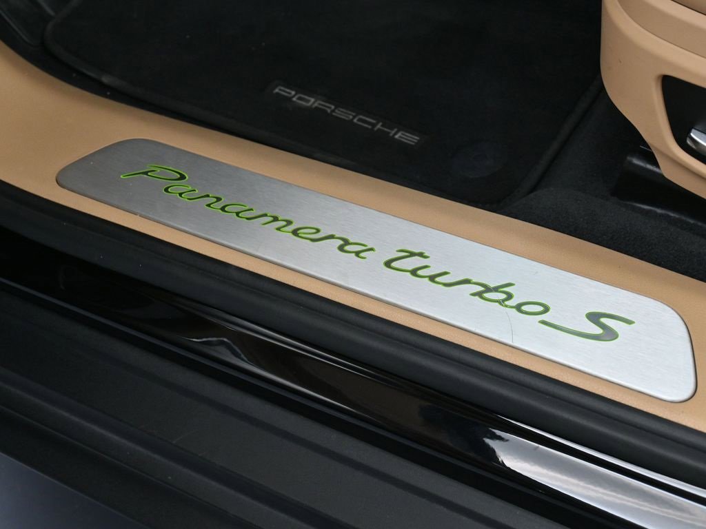 Certified 2018 Porsche Panamera Turbo S image 16
