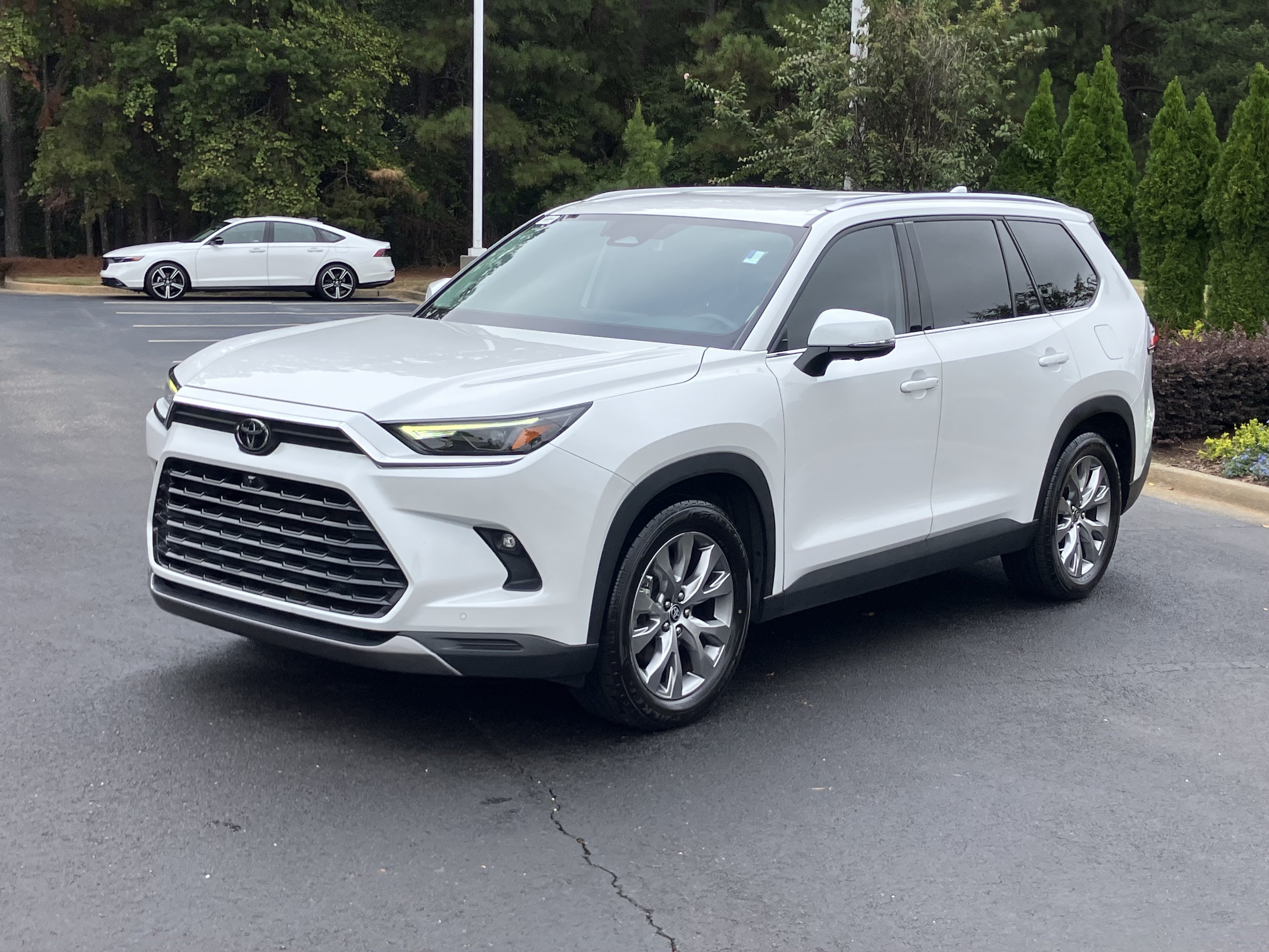 Used 2024 Toyota Grand Highlander FWD image 6