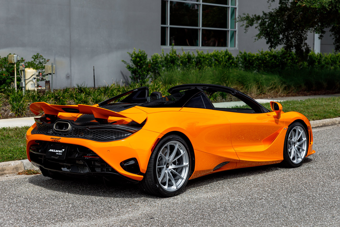 New 2027 McLaren 750S Spider RWD image 15