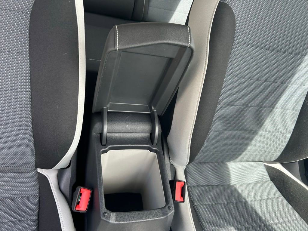 Certified 2025 Volkswagen Taos S image 38