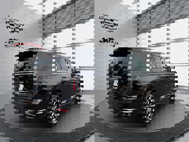 Certified 2025 Cadillac Escalade ESV Premium Luxury w/ Touring Package AWD/4WD image 4