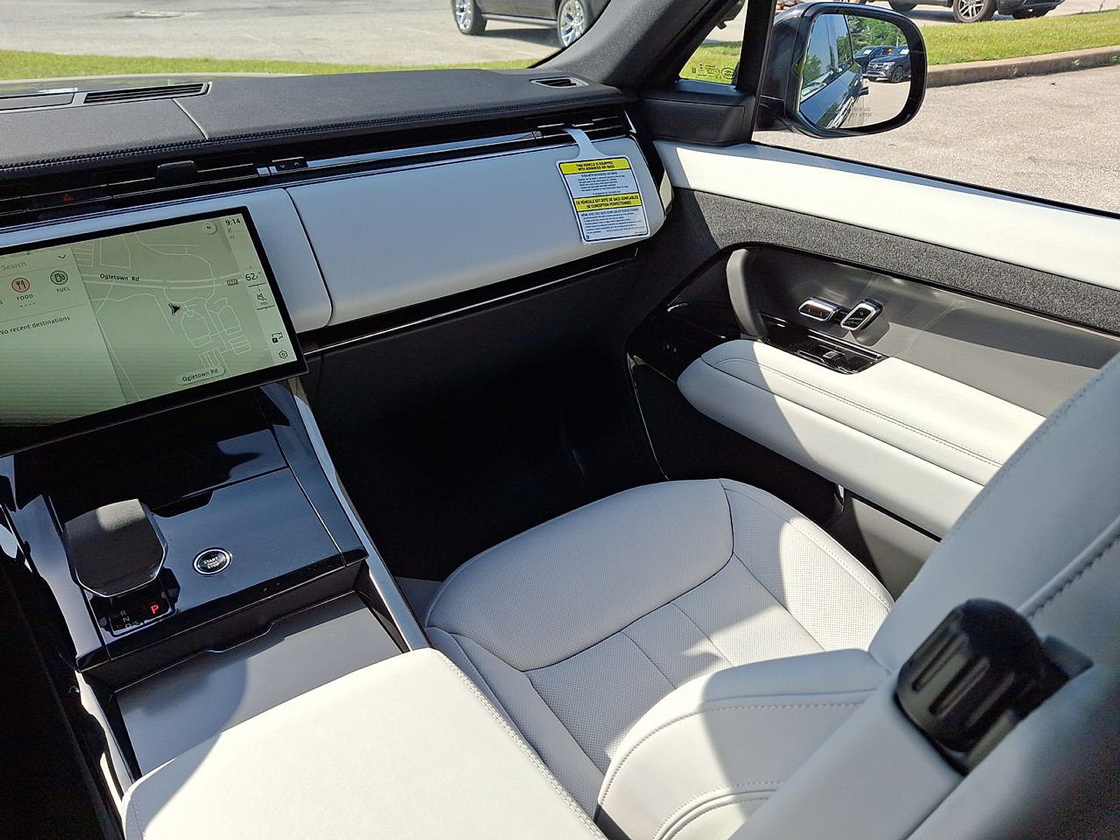 New 2026 Land Rover Range Rover Sport SE AWD/4WD image 11
