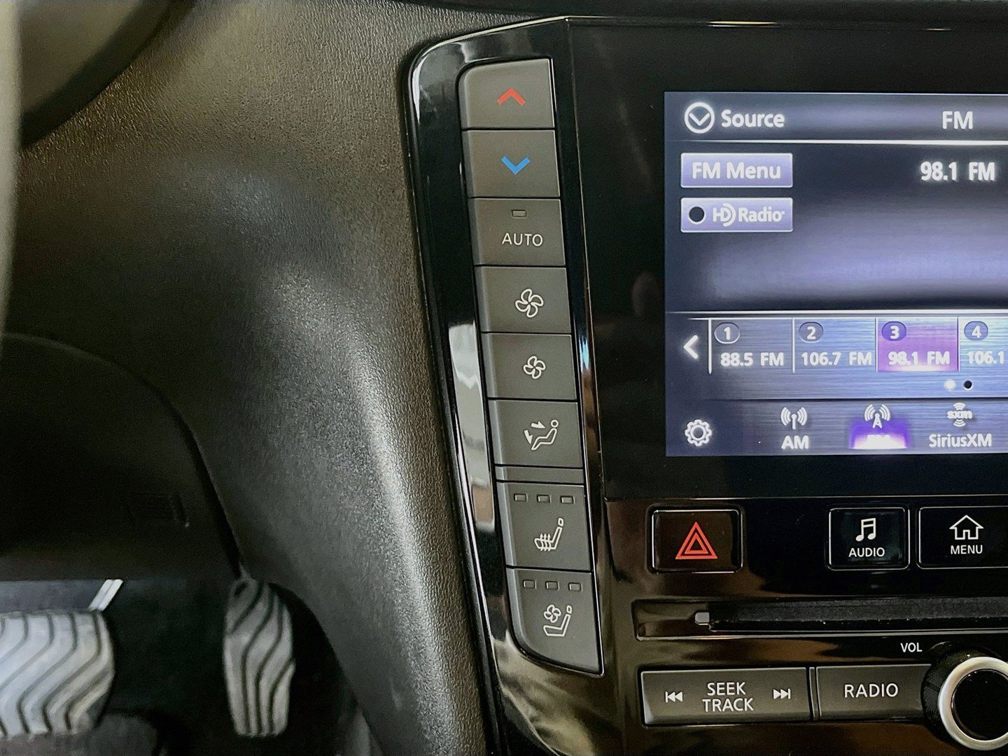 Used 2024 INFINITI QX50 Sport w/ Cargo Package AWD/4WD image 16