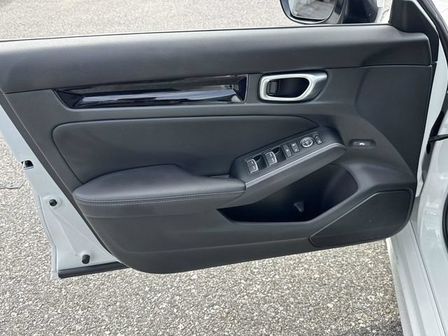 Used 2023 Honda Civic Touring image 15