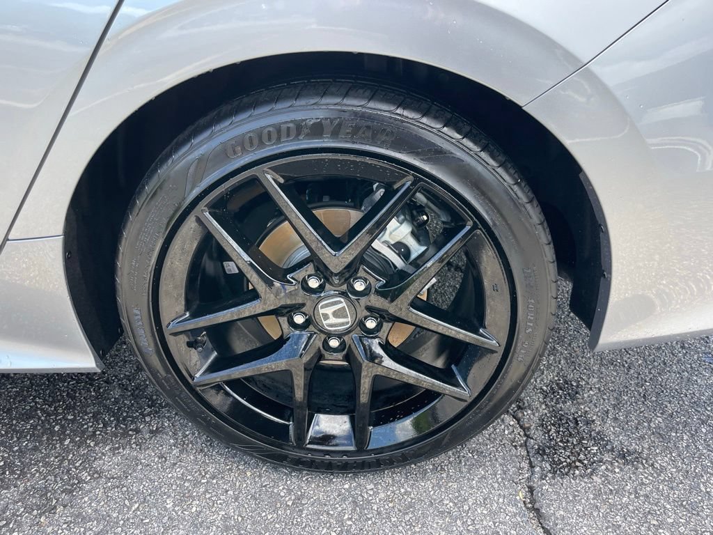 Certified 2025 Honda Civic Sport image 40