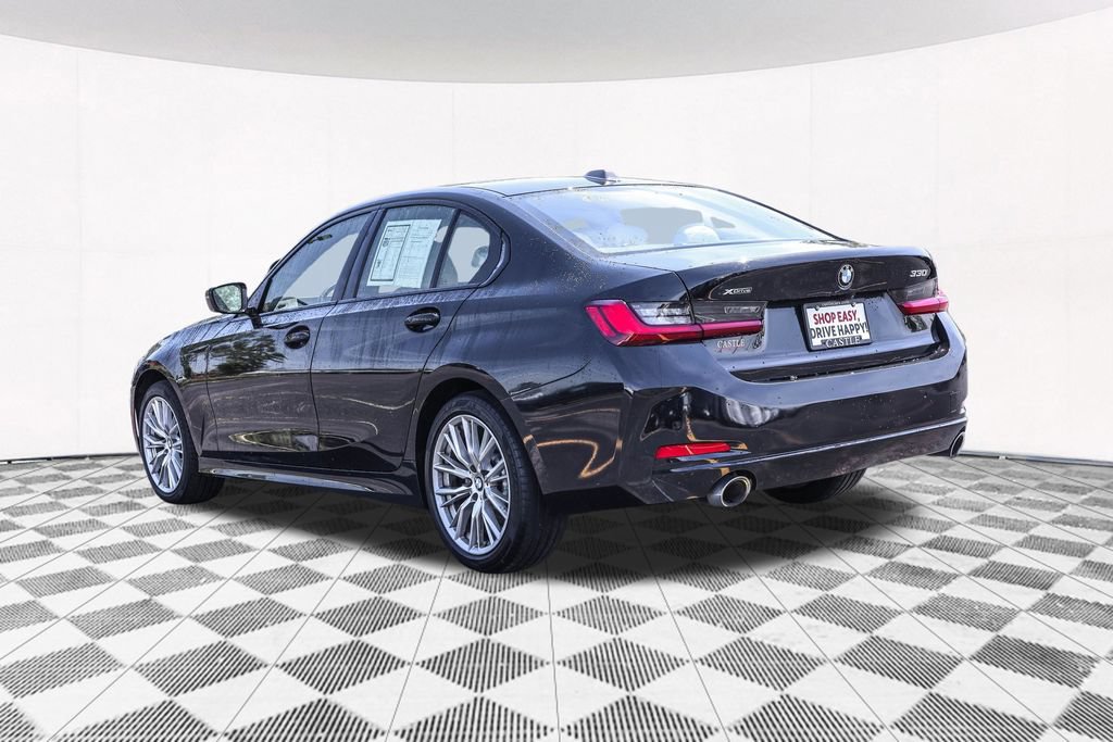 Used 2023 BMW 330i xDrive Sedan w/ Driving Assistance Package AWD/4WD image 16