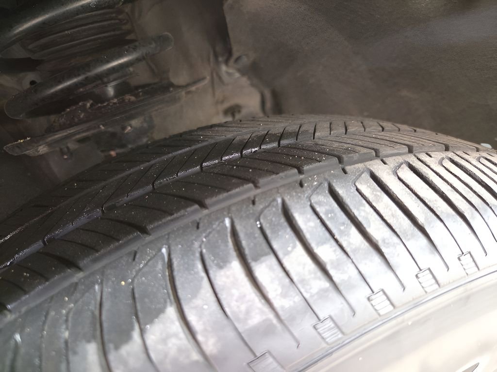 Used 2025 Honda HR-V LX image 24