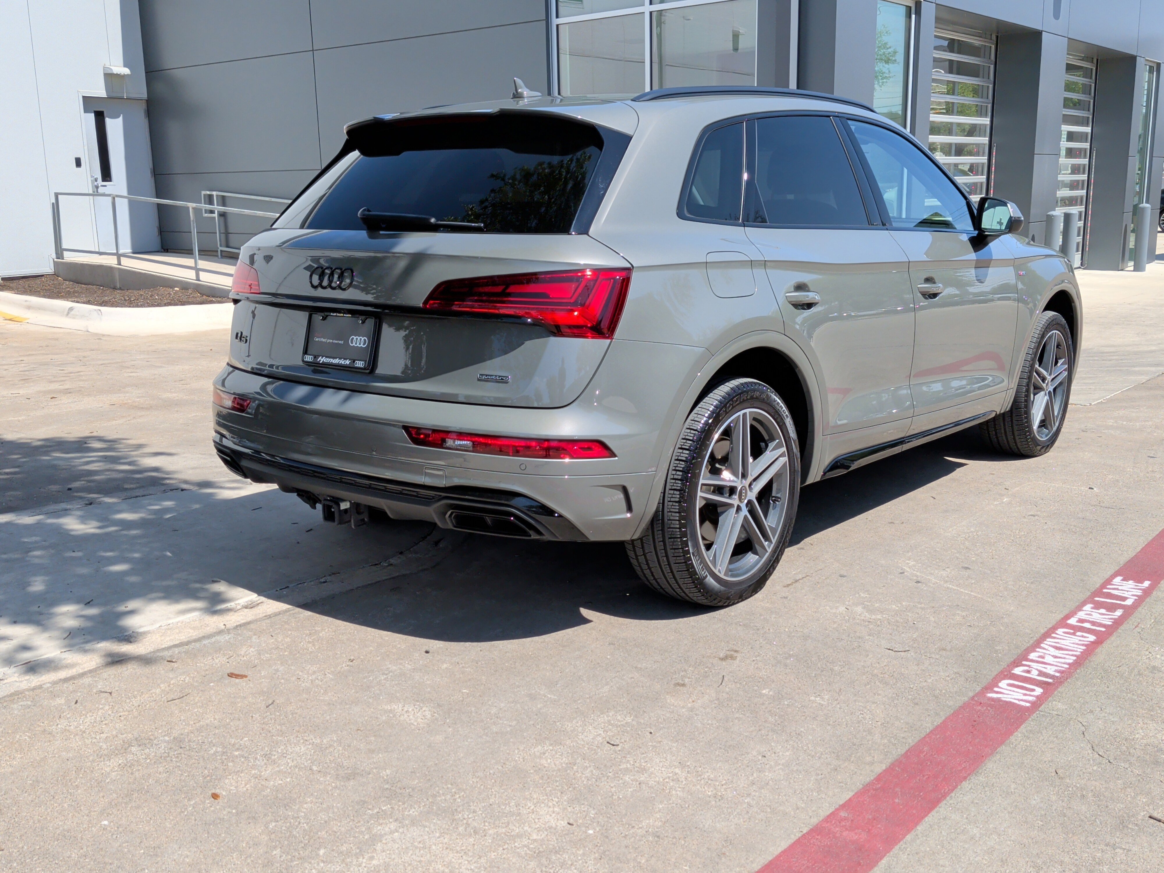 Certified 2023 Audi Q5 e Premium Plus w/ Premium Plus Package image 10