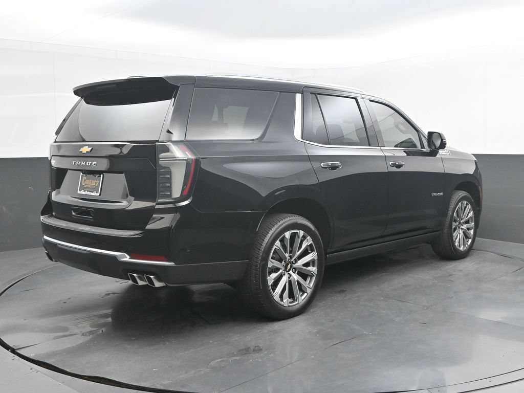 Used 2025 Chevrolet Tahoe High Country AWD/4WD image 7