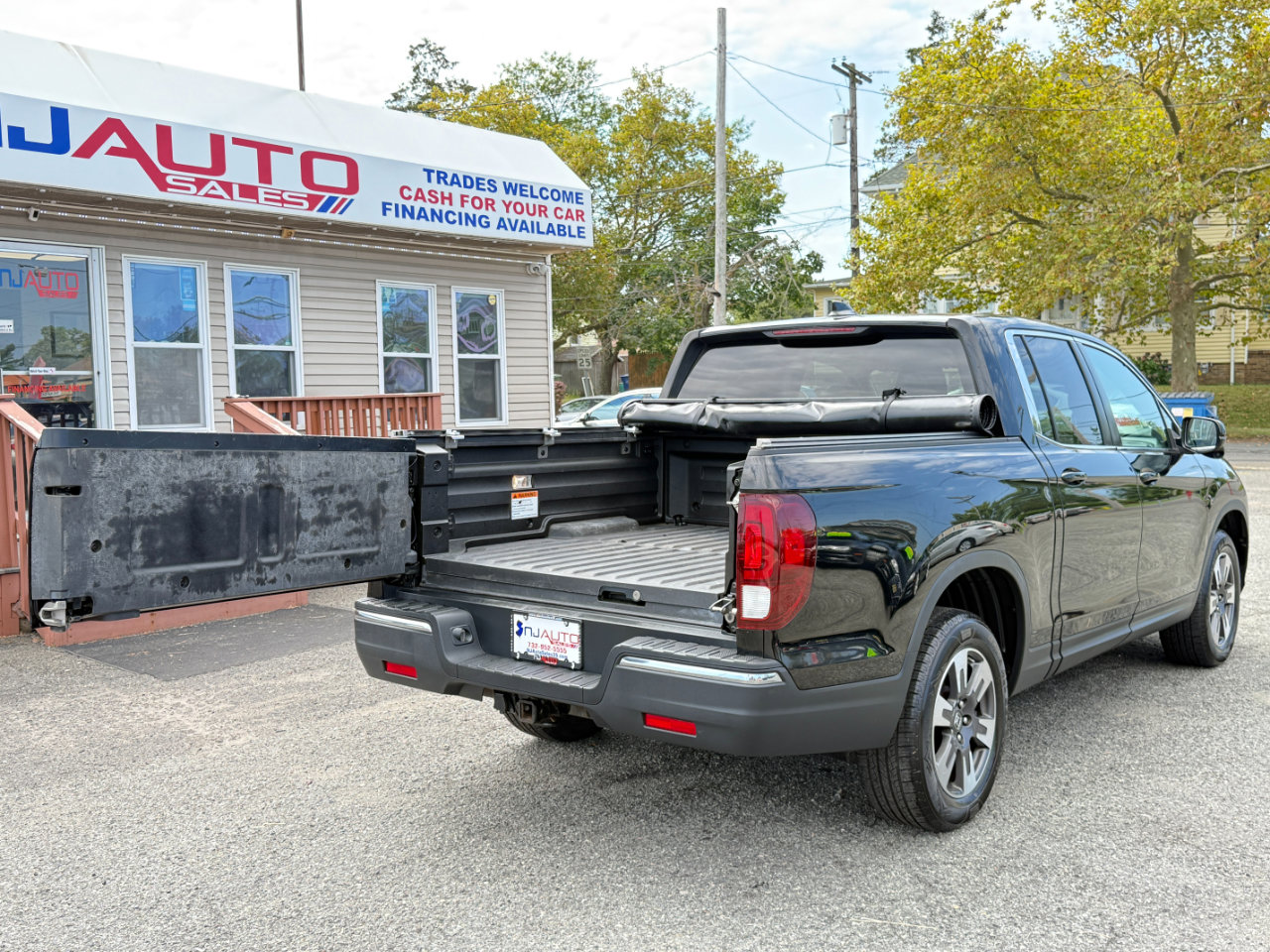 Used 2018 Honda Ridgeline RTL-T image 36