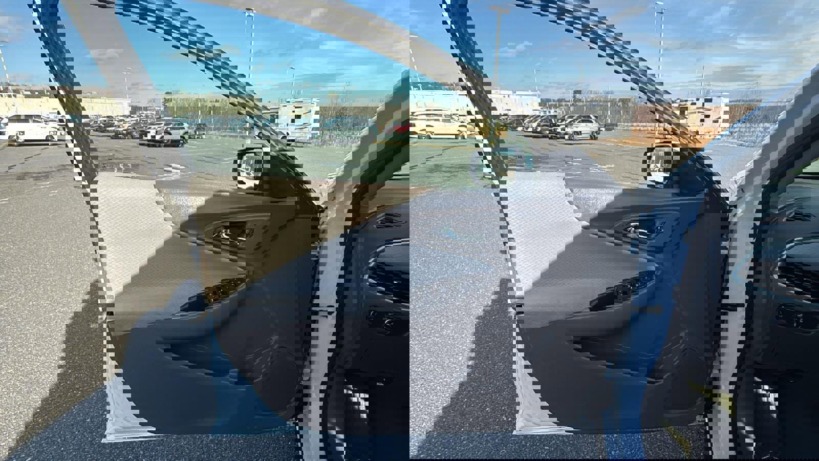 Used 2024 Chevrolet Malibu LT image 24