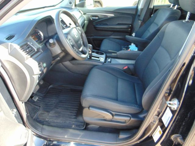 Used 2019 Honda Ridgeline Sport image 10