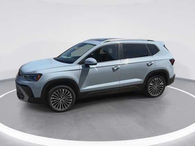 New 2026 Volkswagen Taos SE FWD image 4