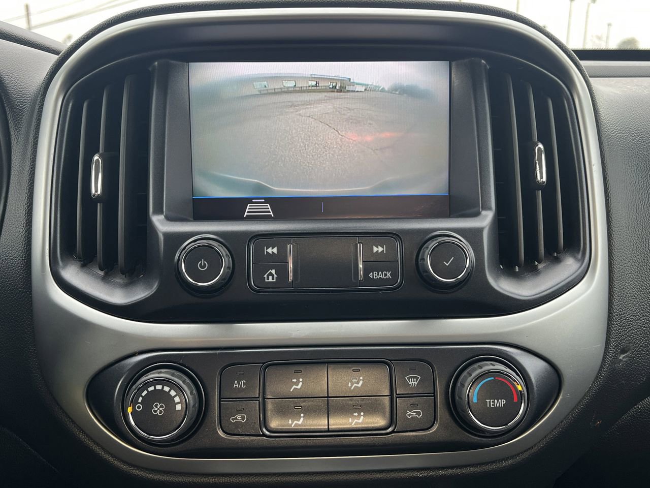 Used 2022 Chevrolet Colorado LT w/ Fleet Safety Package image 3