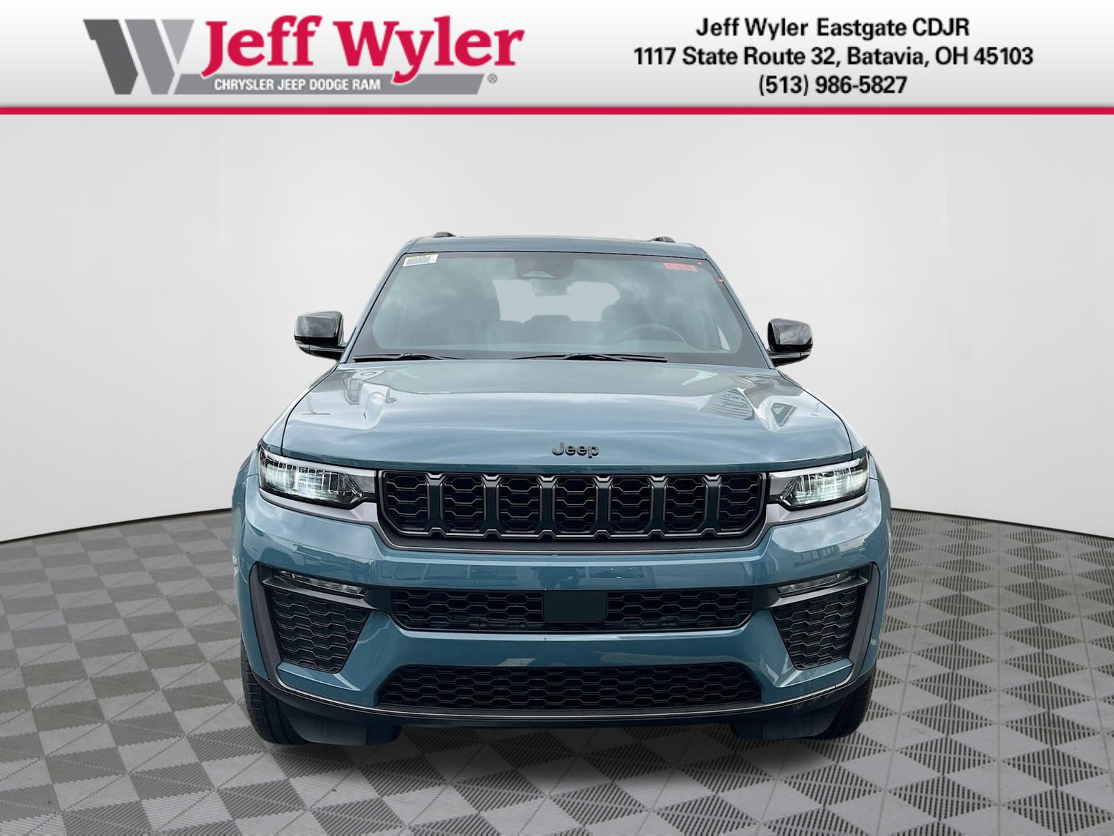 New 2026 Jeep Grand Cherokee Limited w/ Limited Altitude Package AWD/4WD image 25