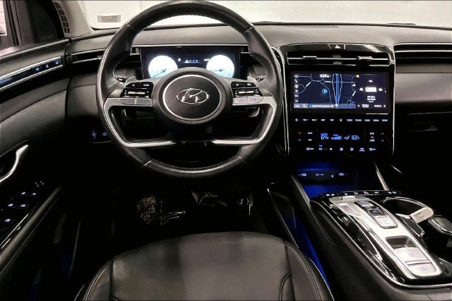 Used 2023 Hyundai Tucson Limited w/ Cargo Package FWD image 6