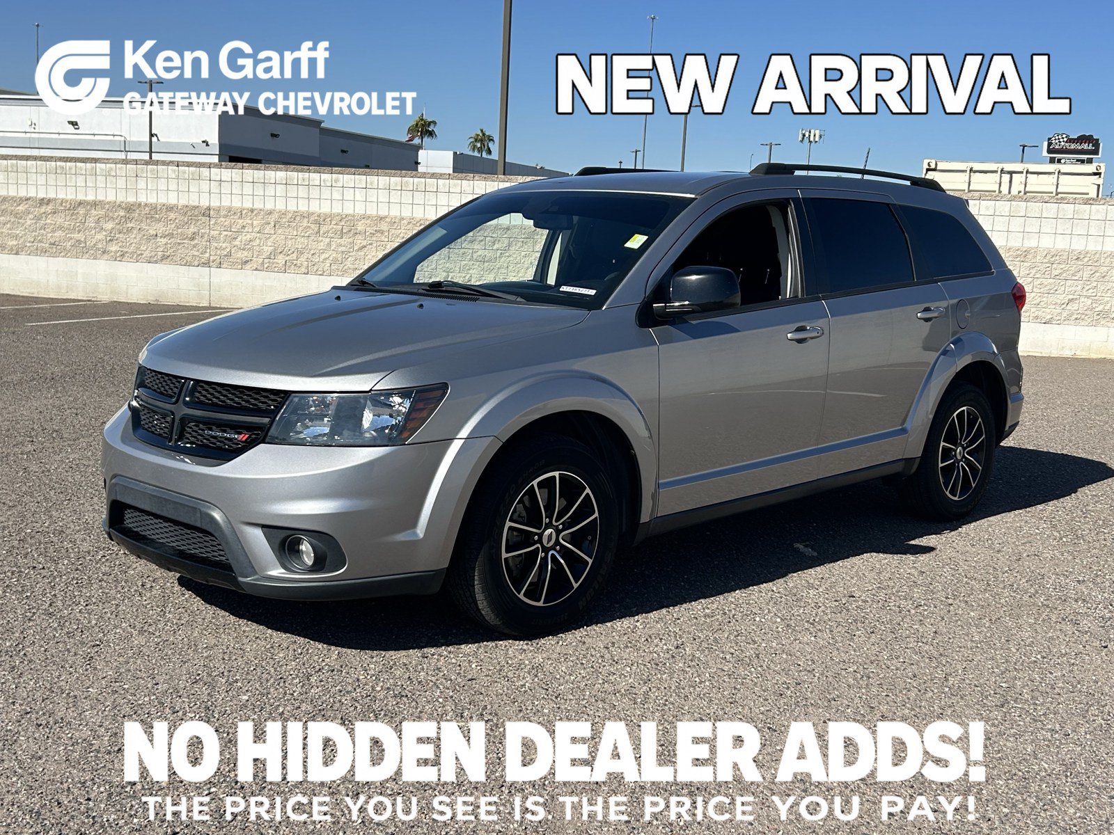 Used 2019 Dodge Journey SE FWD image 1