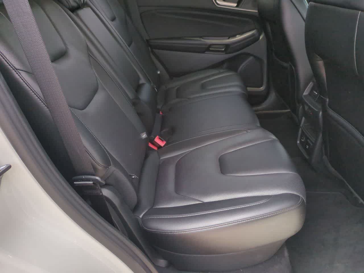 Used 2022 Ford Edge Titanium w/ Equipment Group 301A AWD/4WD image 19