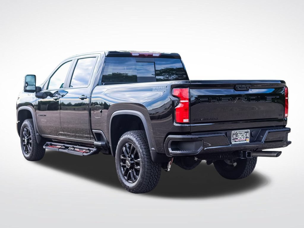Used 2025 Chevrolet Silverado 3500 LT w/ Trail Boss Package AWD/4WD image 3