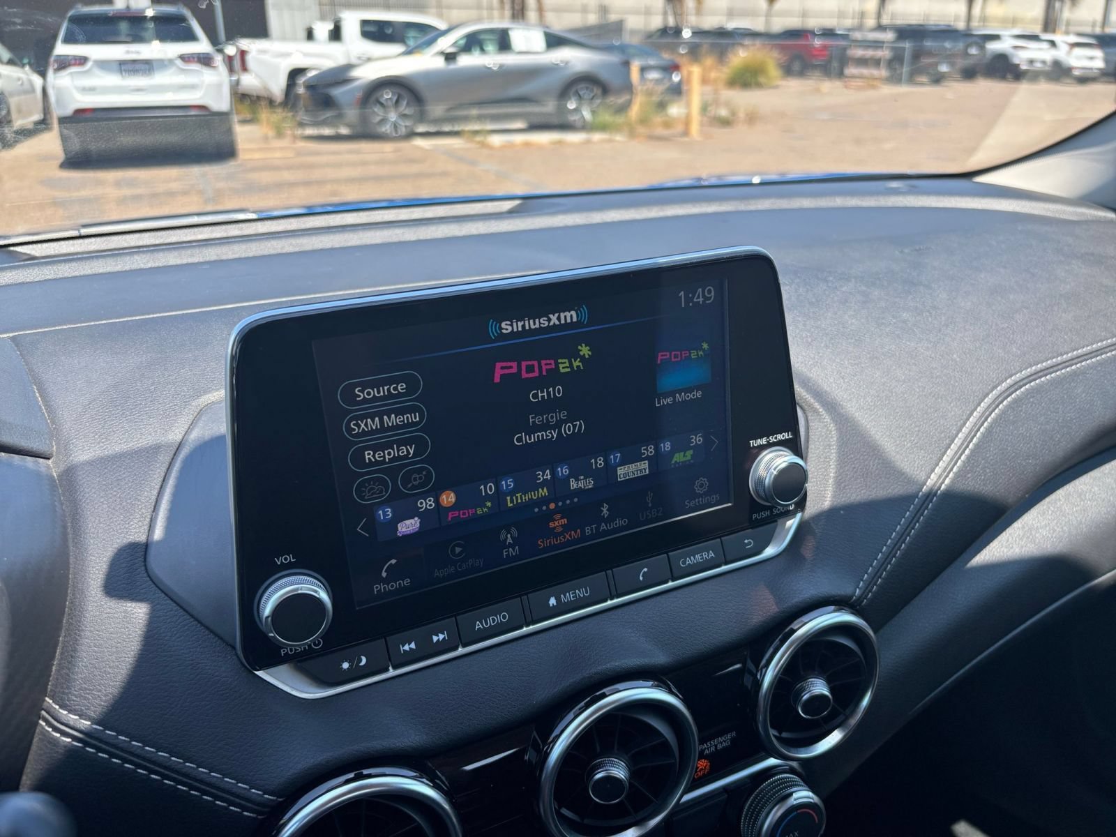 Used 2025 Nissan Sentra SV FWD image 19