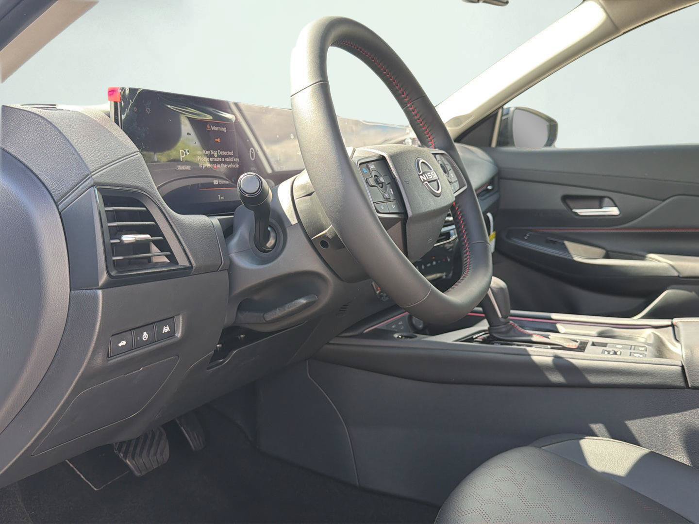 New 2027 Nissan Sentra SR FWD image 9