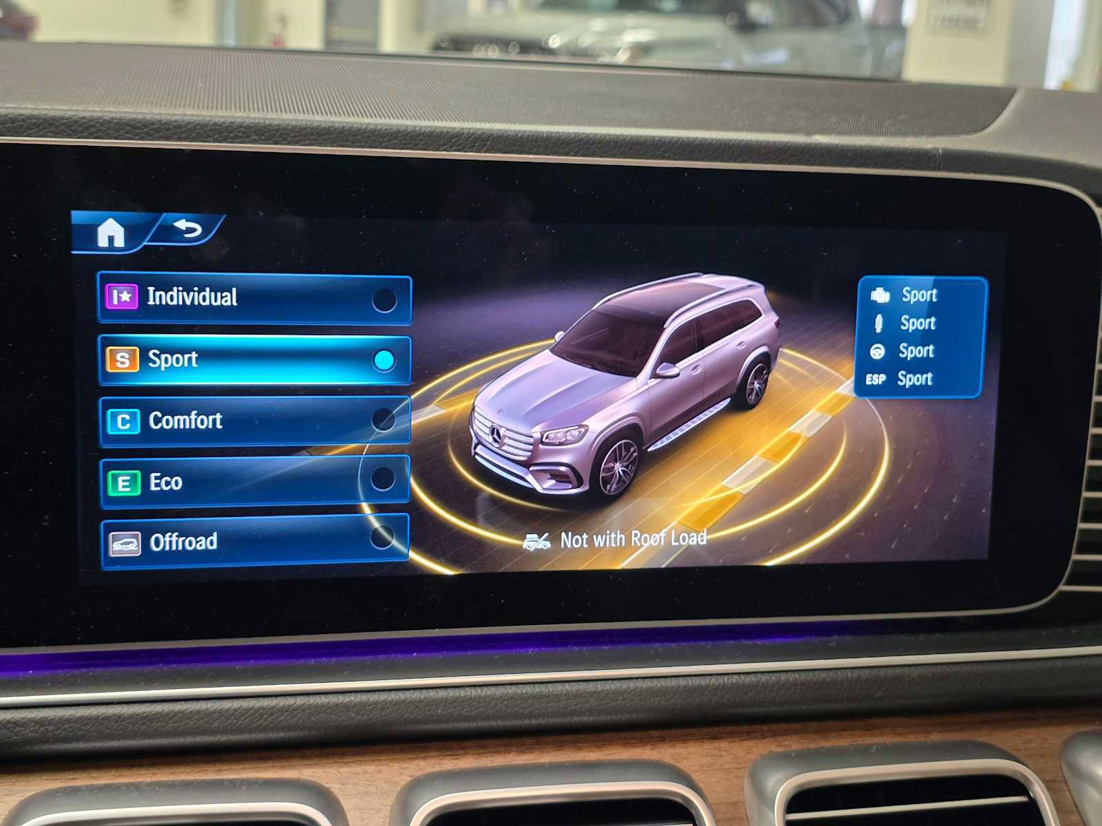 Used 2025 Mercedes-Benz GLS 450 GLS 450 image 35